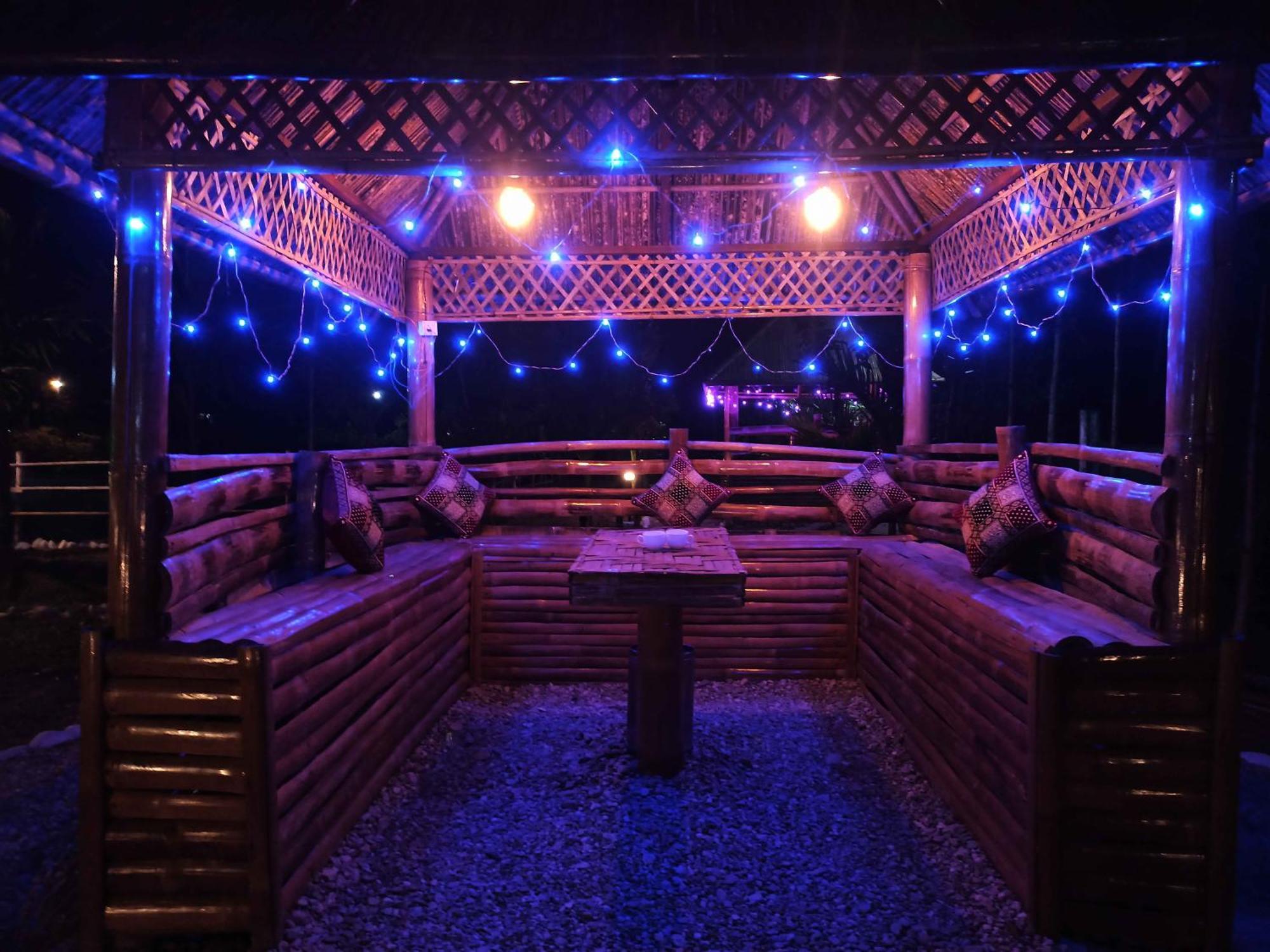 Grasshopper Jungle Queen Resort Chālsa Exterior foto